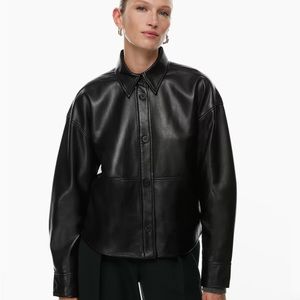 NWT Aritzia Pelli Hip black shirt jacket